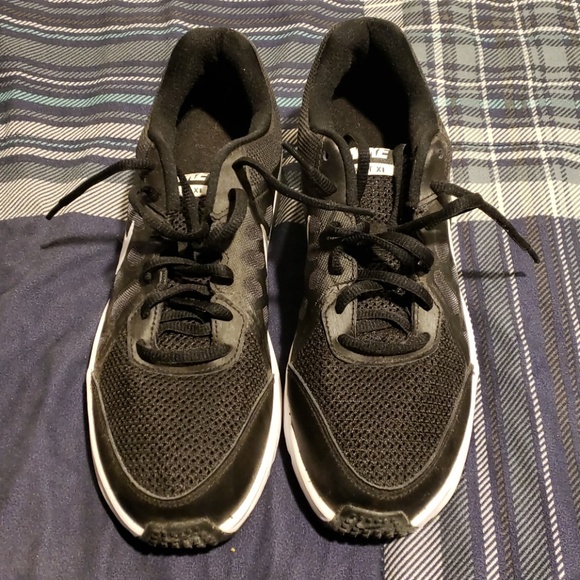 Men's Nike sneakers - Picture 2 of 4